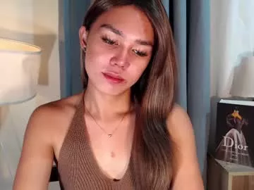 Freechat skyllerkent on Chaturbate