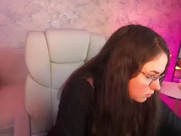 sophieedreams — welcome here...make me cum hard #cute #curvy #chubby #Ukraine [525 tokens remaining]