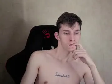 Freechat touch_me8 on Chaturbate