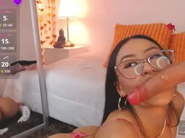 Freechat valen_ross_ on Chaturbate