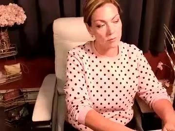 vivianluxe on Chaturbate 