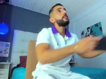 yiyo10_ — GOAL: MUSCLE FLEXING SHOW [100 tokens remaining] Welcome to my room! USE MY TIP MENU AND LET'S ENJOY TOGETHER #bigcock #muscle #gay #happynewyear #party