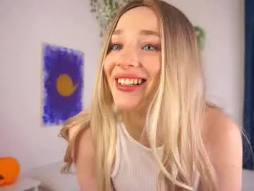 yuyukiss — Goal:  Cut my panties every 38tk Hello everyone, it's my first day, I don't know what to write here, I just pressed the start button haha #young #18 #new #natural #teen [380 tokens remaining]