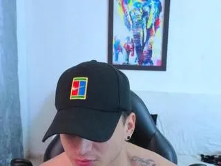 Offline ahiezer on Flirt4Free