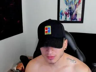 Offline ahiezer on Flirt4Free