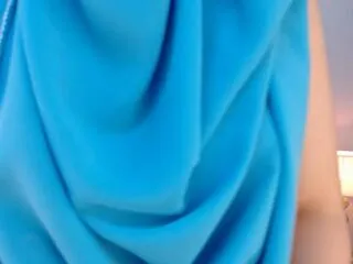 Freechat aliah_manzur on Flirt4Free