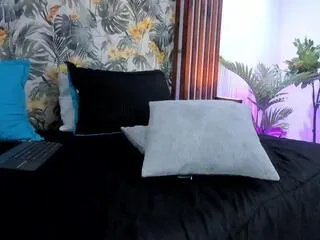 aly_rouse on Flirt4Free