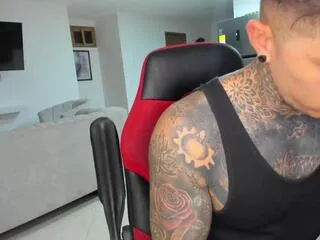 Offline aron_felip on Flirt4Free