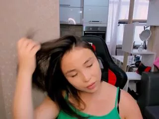 Offline aya_moon on Flirt4Free