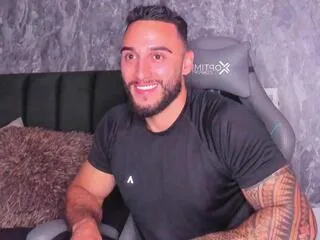 Offline brad_mayers on Flirt4Free