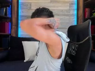 donovan_desmond on Flirt4Free 