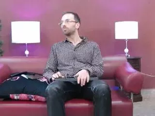 Offline eugine_h on Flirt4Free