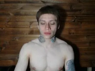 Offline giorgio_ditrone on Flirt4Free