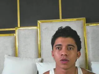 glen_connor on Flirt4Free