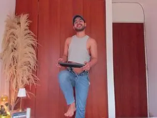 Offline ian_hawkins on Flirt4Free