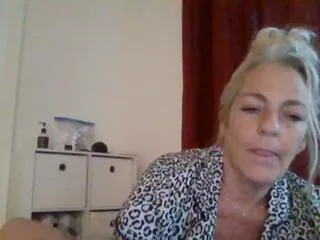 Offline jordynn_lve on Flirt4Free