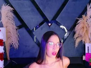 Freechat kylie_whitee on Flirt4Free