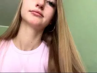 Freechat laurie_mullis on Flirt4Free