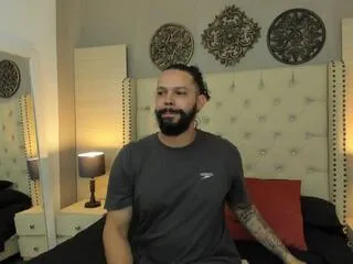 Offline lukas_bigg on Flirt4Free