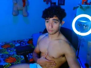 mask_david on Flirt4Free