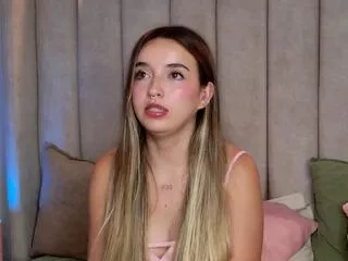 Freechat mila_fiorela on Flirt4Free