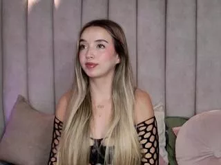 Freechat mila_fiorela on Flirt4Free