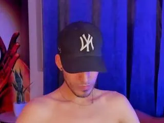 Offline noah_brigth on Flirt4Free