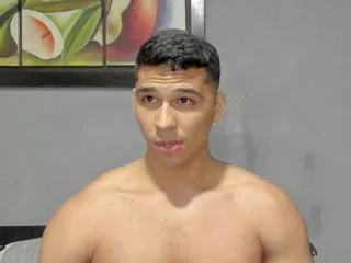 Freechat noah_lahm on Flirt4Free