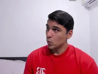 Freechat noah_lahm on Flirt4Free