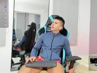 Offline samuel_daviid on Flirt4Free