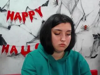 Offline scarlet_cargo on Flirt4Free