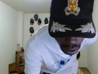 tairon_tuck on Flirt4Free