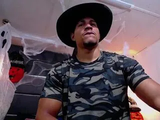 teddy_fit on Flirt4Free 