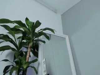 Freechat tyler_bennjamin on Flirt4Free