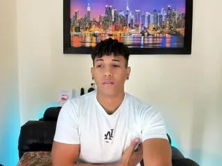 Offline yoxi_martinez on Flirt4Free