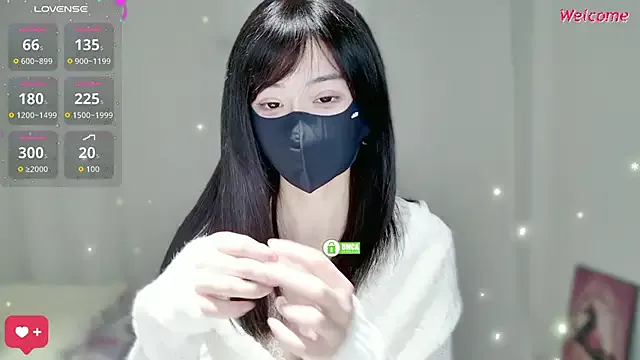 Freechat -Hell0-Kitty on StripChat