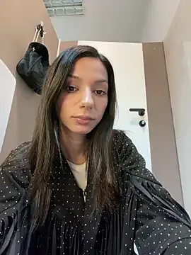 StripChat -MiaSweet- is Group -MiaSweet- — Leave panties near urinal IF FINISH