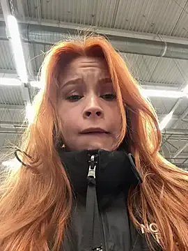 _Little_Ginger — Show boobs in public