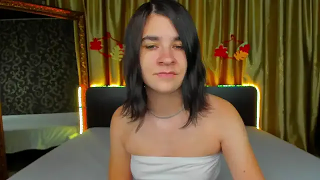 StripChat _Polly_Love_ is Freechat _Polly_Love_ — doggy in shorts