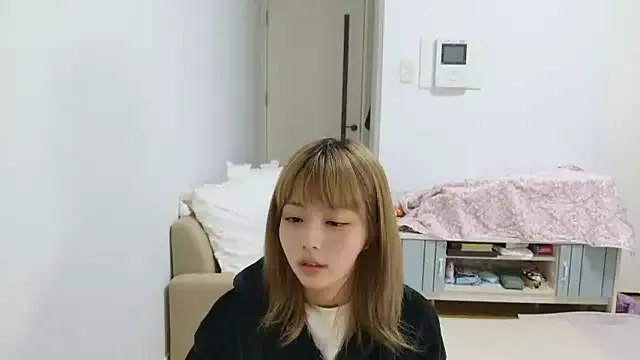 Group _sizuku_new on StripChat