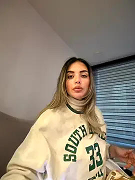 Private Alirawrz on StripChat