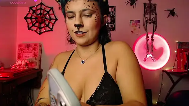 Freechat AlmaNanax on StripChat