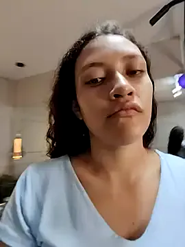 Freechat ArielBlossom___ on StripChat