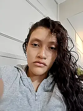 Freechat ArielBlossom___ on StripChat