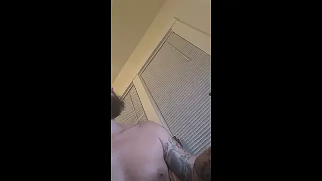 Freechat Armyexhibitionistvet on StripChat