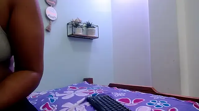 ashlyanaldeep18 on StripChat