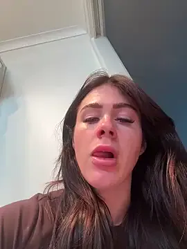 aus_queen on StripChat