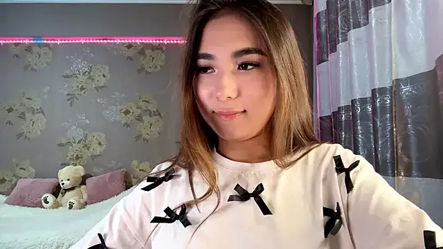 Freechat BahaiHeaven on StripChat