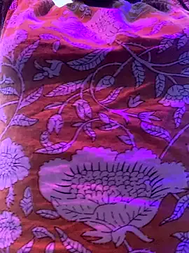 Group bindiyarani01 on StripChat