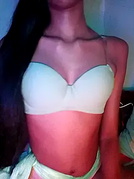 Freechat BunnyBloom25 on StripChat